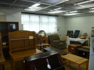 リサイクル家具展示　2階