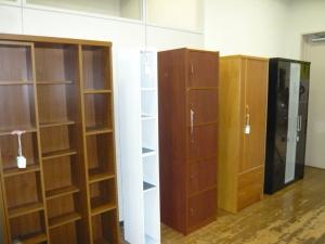 リサイクル家具展示1階①