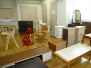 リサイクル家具展示2階①