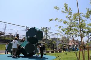 みやど公園の遊具の写真です。