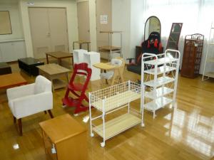 リサイクル家具展示2階②