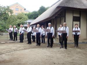 令和5年度旧高橋家活用事業「郷土の伝統芸能鑑賞教室～根岸野謡～」の様子