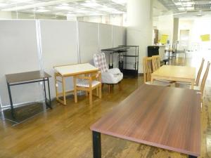 リサイクル家具展示①