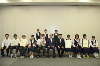 中学生全国・関東大会出場者表敬訪問の写真