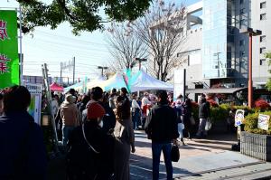 令和7年朝霞市農業祭の会場全体の写真です