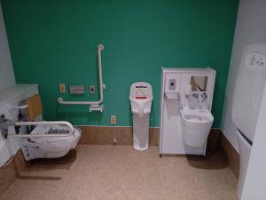 多目的トイレ機器の設置状況